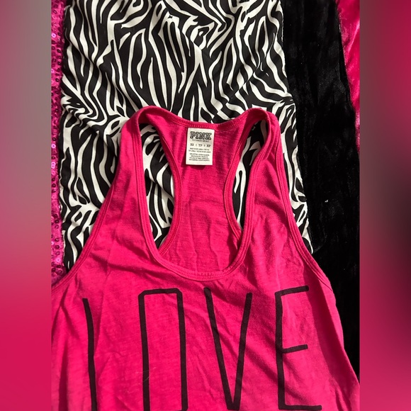 Pink Vs tank top - Picture 2 of 2
